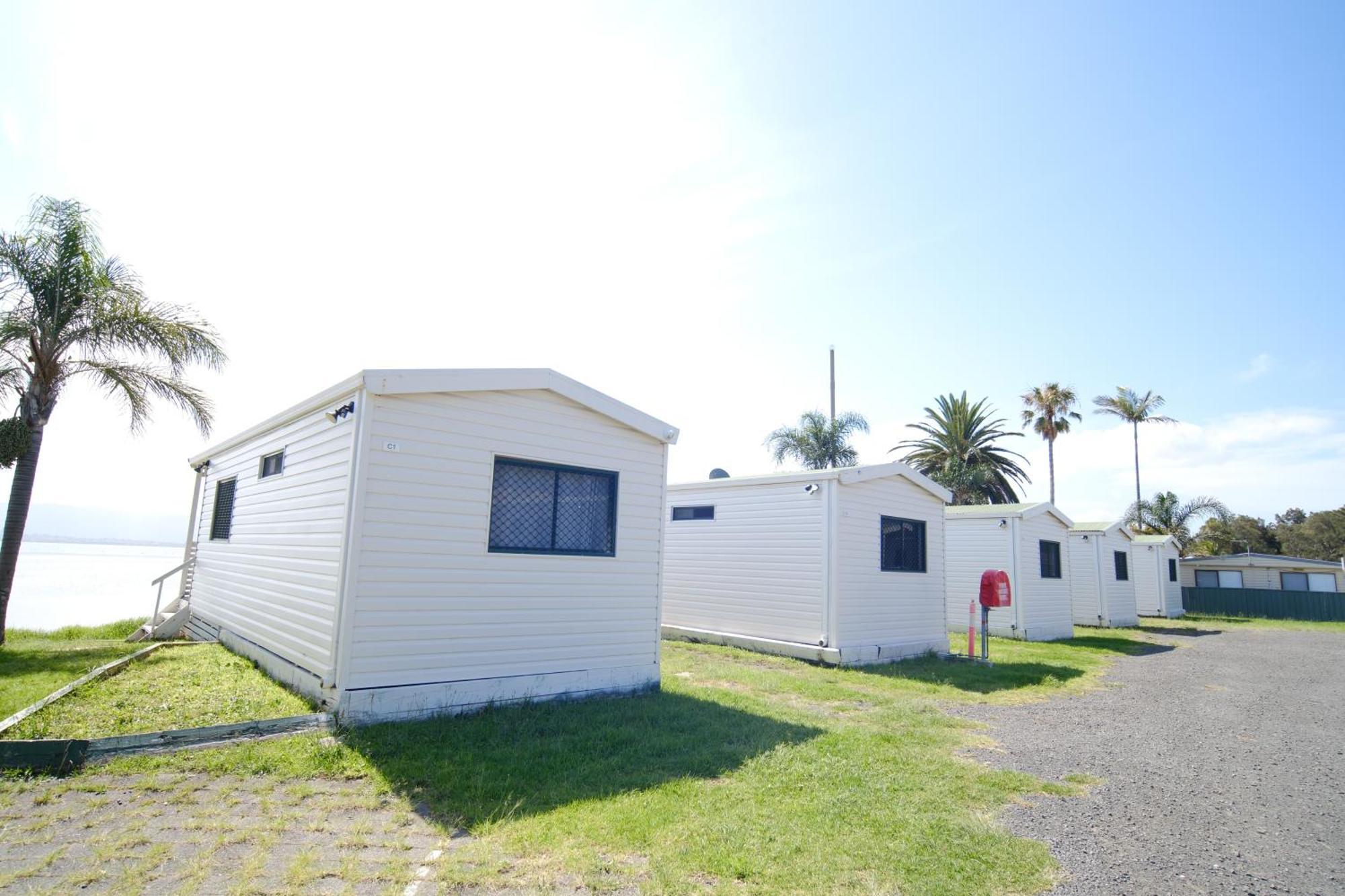 Lakeside Inn Wollongong Primbee Exterior foto