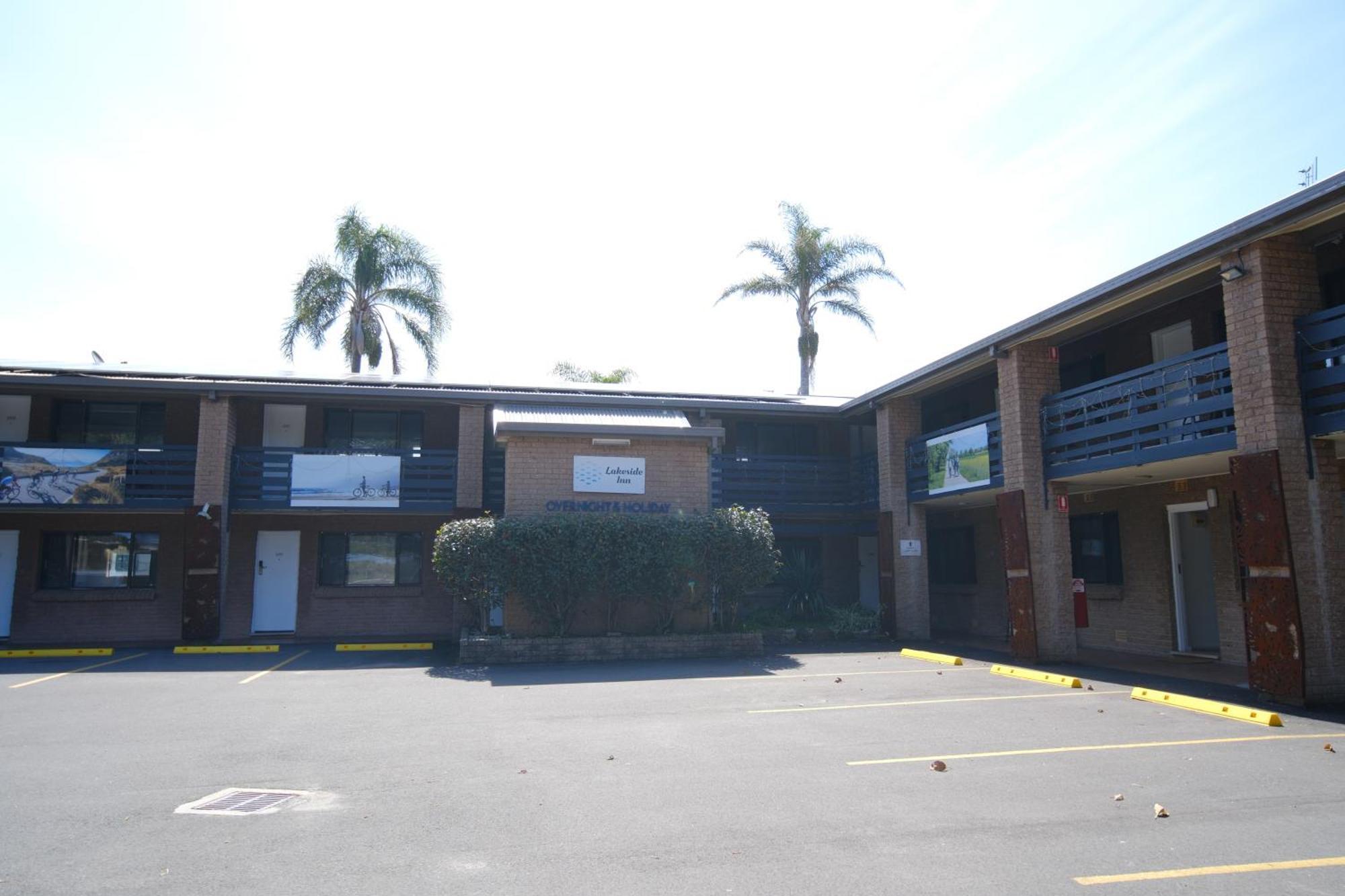Lakeside Inn Wollongong Primbee Exterior foto