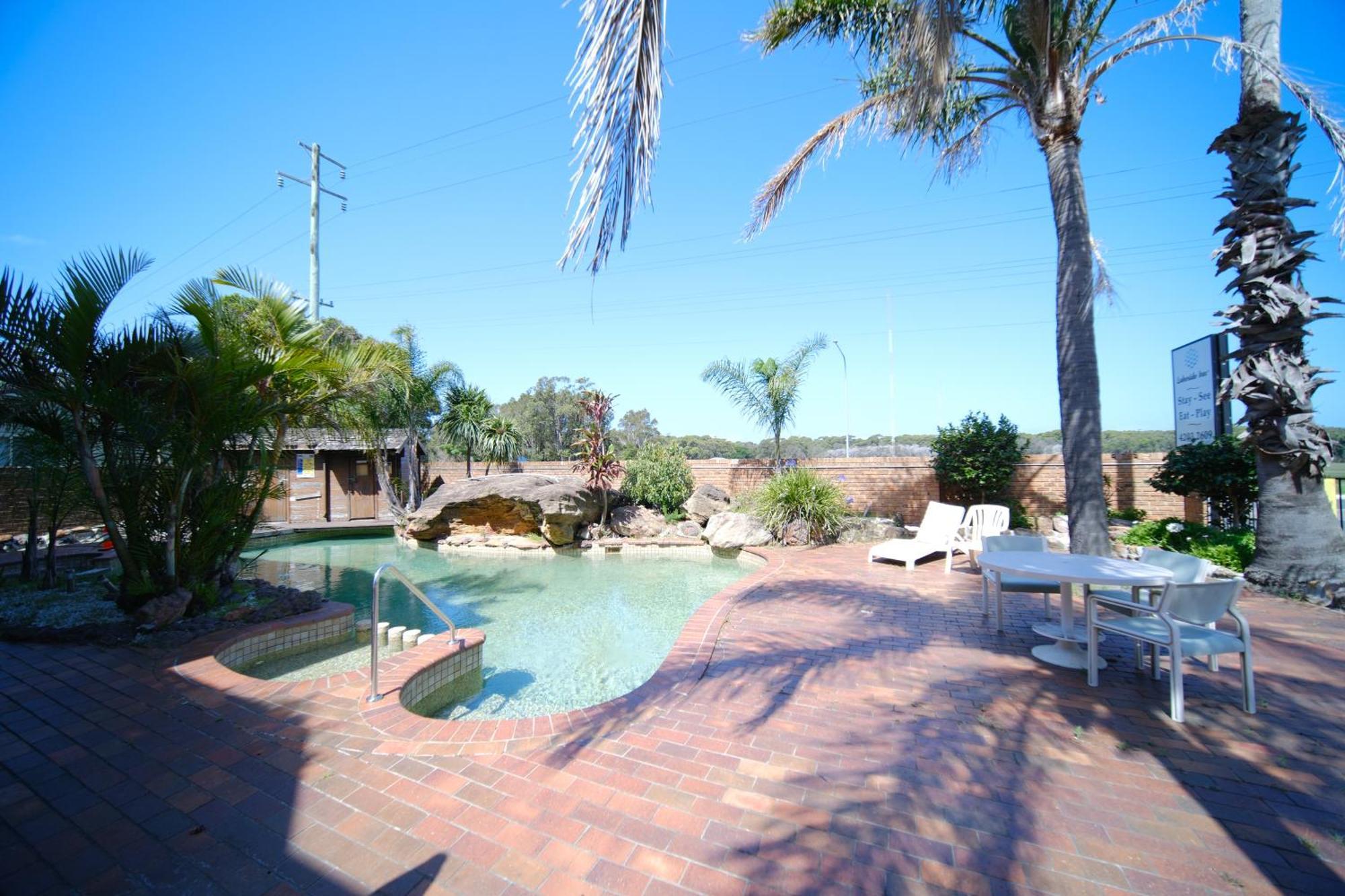 Lakeside Inn Wollongong Primbee Exterior foto
